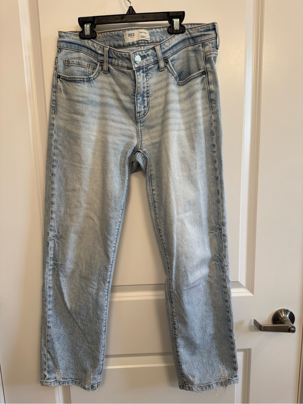 BKE Light Blue Mid Rise Cropped Straight Leg Jeans 27x28